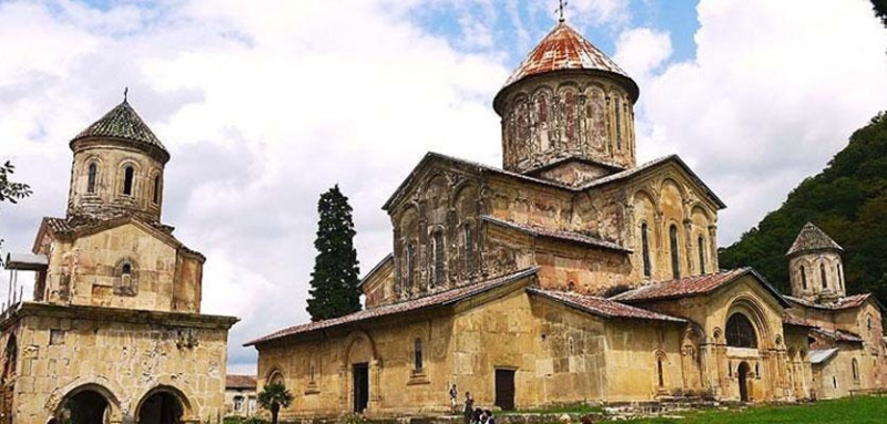 Монастырь Гелати