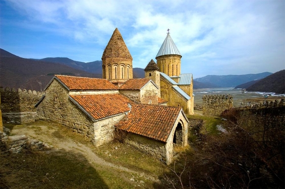 Крепость Ананури